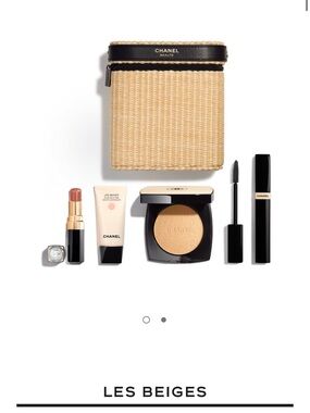 CHANEL Les Beiges Makeup Set with Woven Beige and Black Case